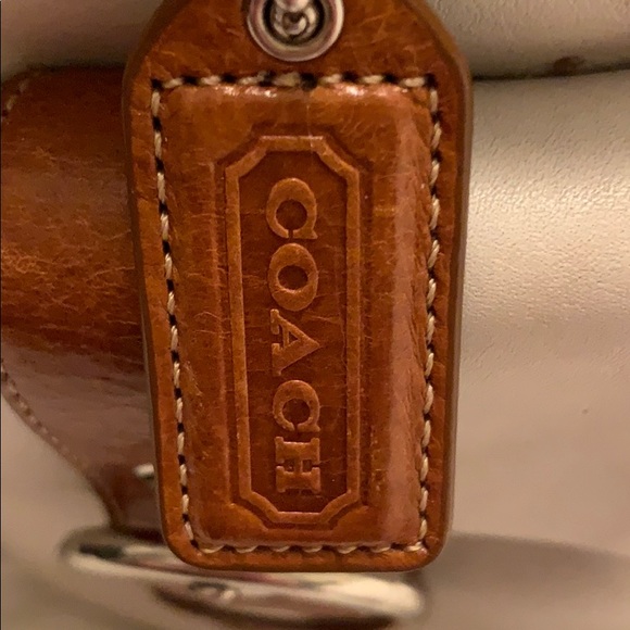Coach Purse Excellent Condition - Picture 2 of 6